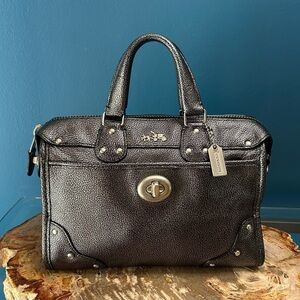Coach Rhyder 24 Carryall Metallic Pewter 33684 EUC